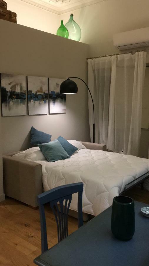 Four Elements Apartments คาตาเนีย ภายนอก รูปภาพ